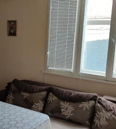 Berkovitsa Guest House Mountain View 贝尔科维察